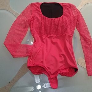 BLOUSE ECXELENT CONDITION